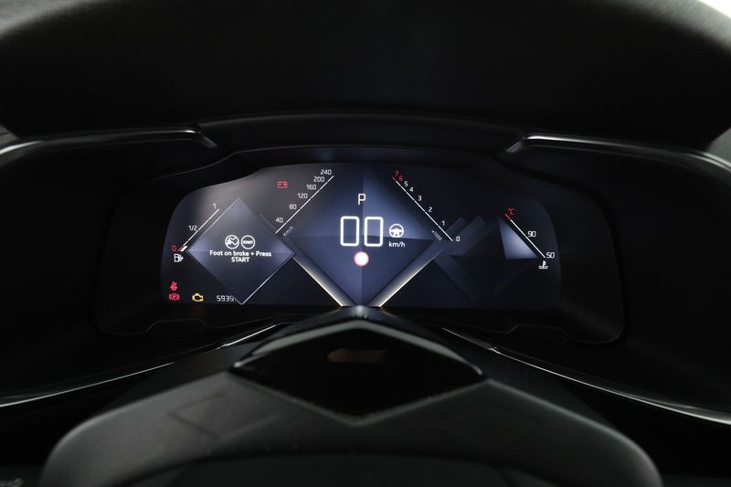 DS Automobiles DS7 Crossback 1.6 PureTech GrandChic 2018 – снимка 18