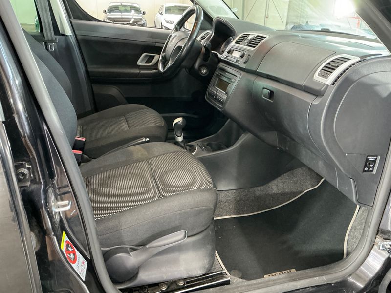 Skoda Roomster 1.6 Scout Plus Edition — zdjęcie 3