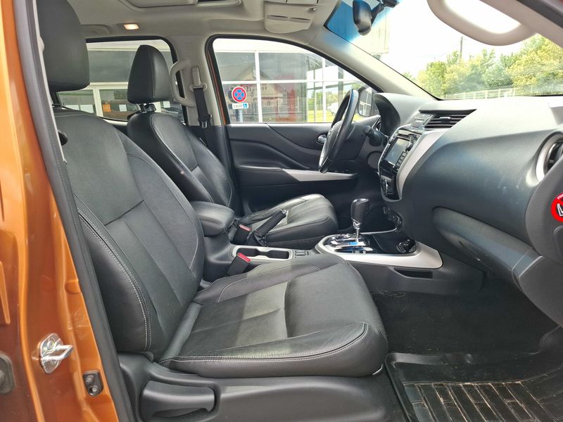 Nissan Navara NP-300 2.3 dCi Optima Double Cab 4x4 — zdjęcie 10