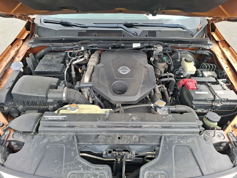 Nissan Navara NP-300 2.3 dCi Optima Double Cab 4x4 — zdjęcie 8
