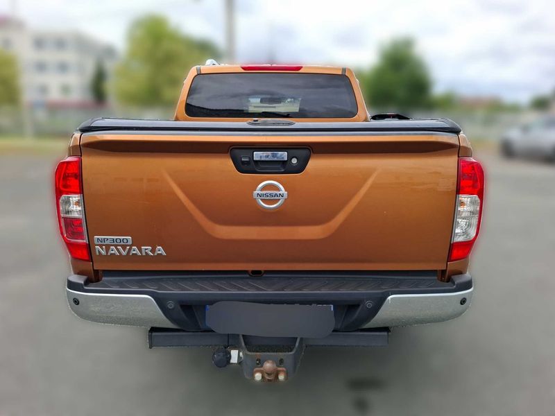 Nissan Navara NP-300 2.3 dCi Optima Double Cab 4x4 — zdjęcie 4
