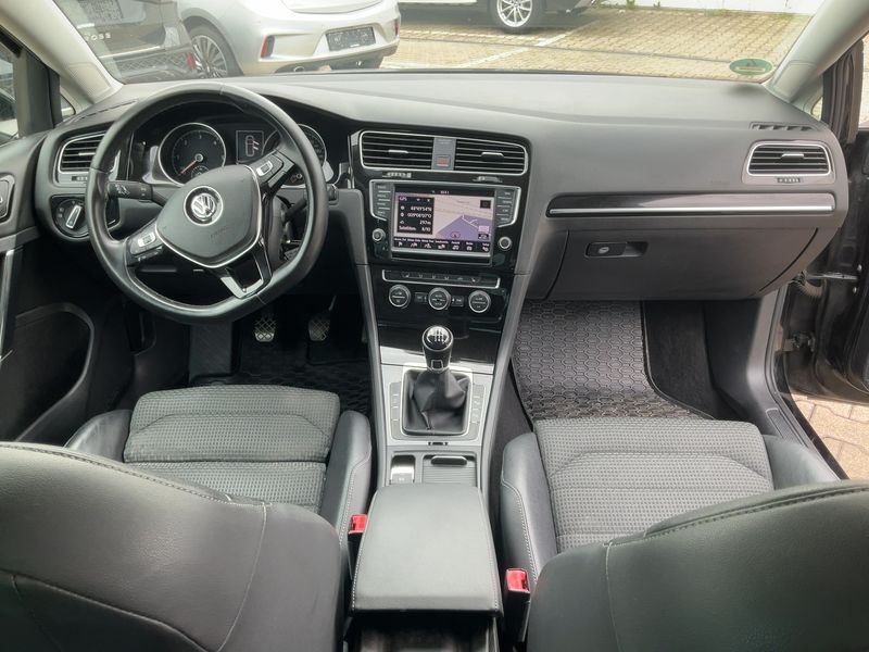 Volkswagen Golf VII 2.0 TDI Highline BlueMotion Tech 2014 – снимка 18