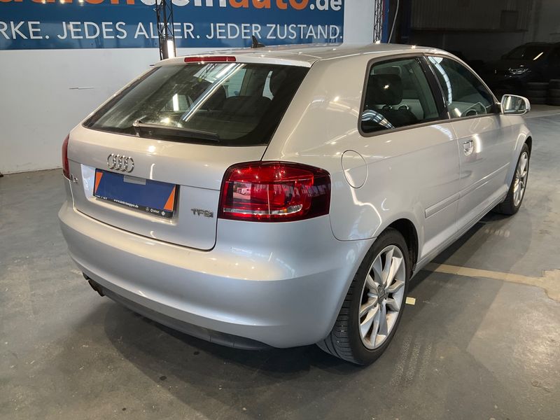 Audi A3 1.4 TFSI Ambition — zdjęcie 2
