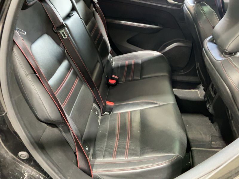 Renault Arkana 1.6 Hybrid E-Tech R.S. Line — zdjęcie 14