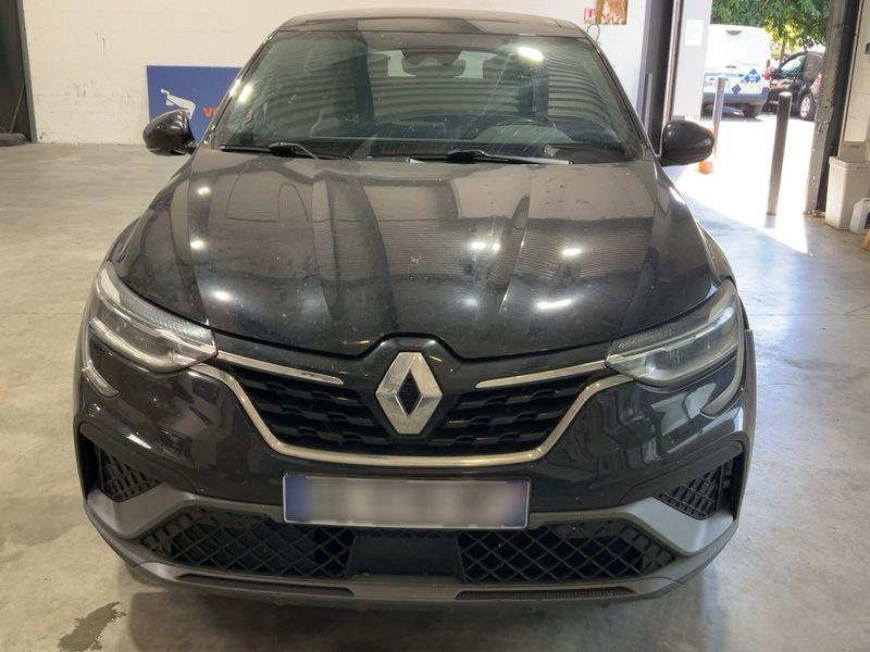 Renault Arkana 1.6 Hybrid E-Tech R.S. Line — zdjęcie 9