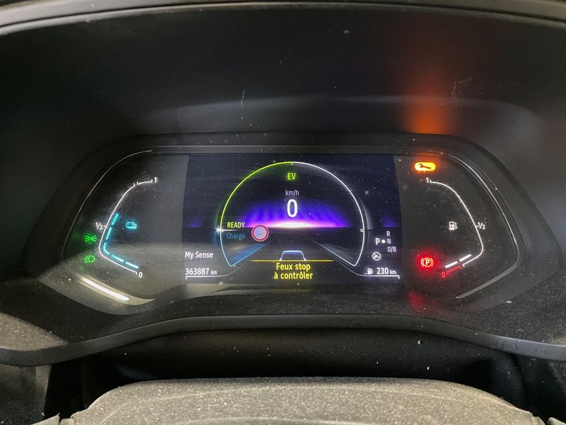 Renault Arkana 1.6 Hybrid E-Tech R.S. Line — zdjęcie 13