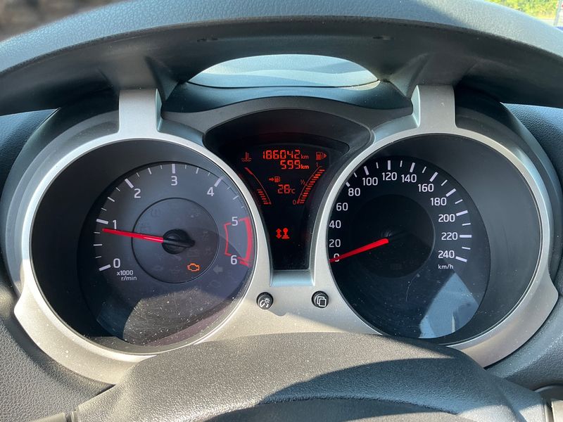 Nissan Juke 1.5 Turbodiesel Acenta — zdjęcie 13
