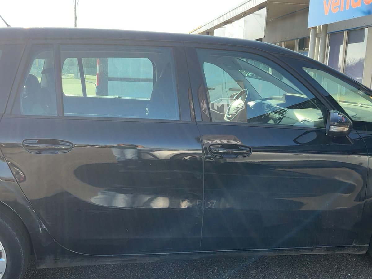Citroen C4 2017 — photo 11