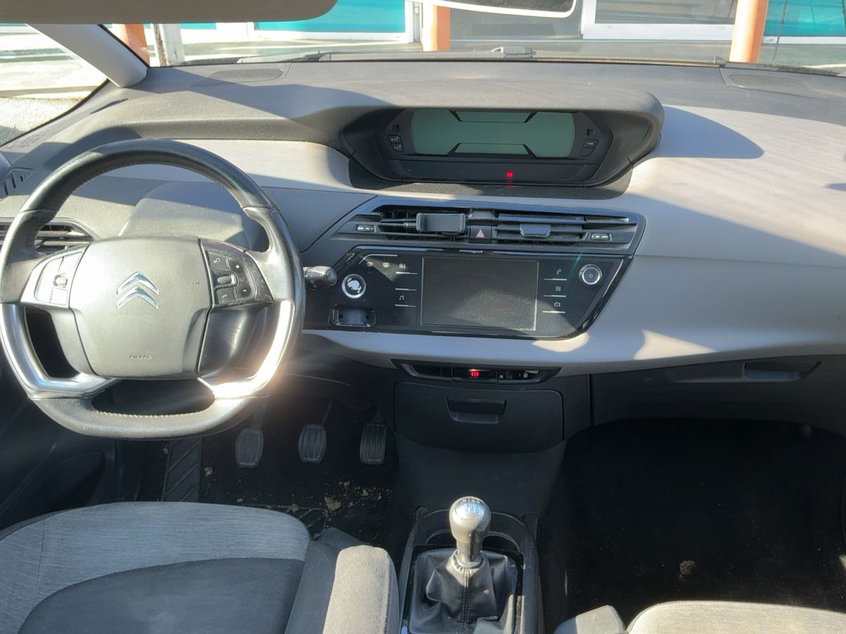 Citroen C4 2017 — photo 18