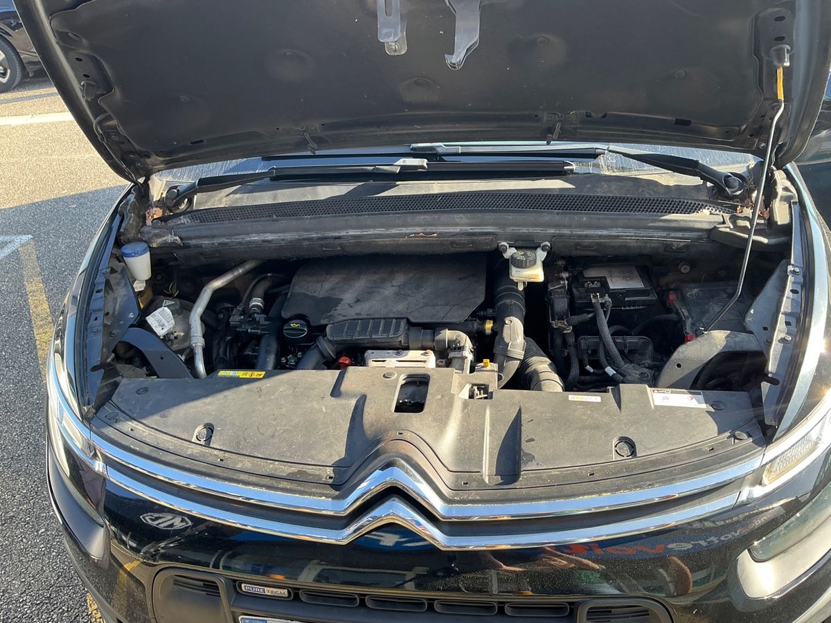 Citroen C4 2017 — photo 39