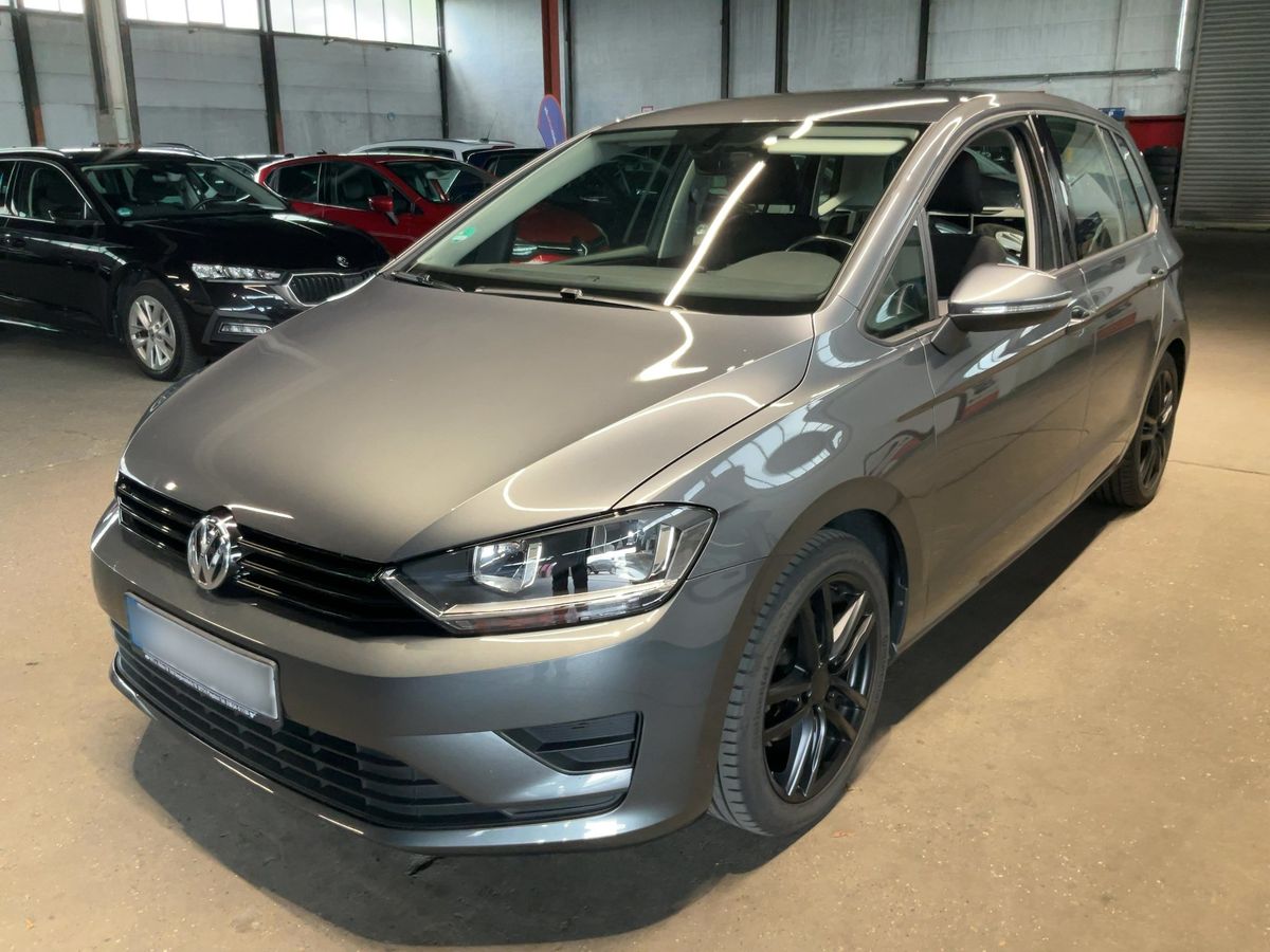 Volkswagen Golf 2016 — photo 1
