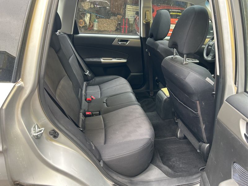 Subaru Forester 2.0 XS Comfort — zdjęcie 13