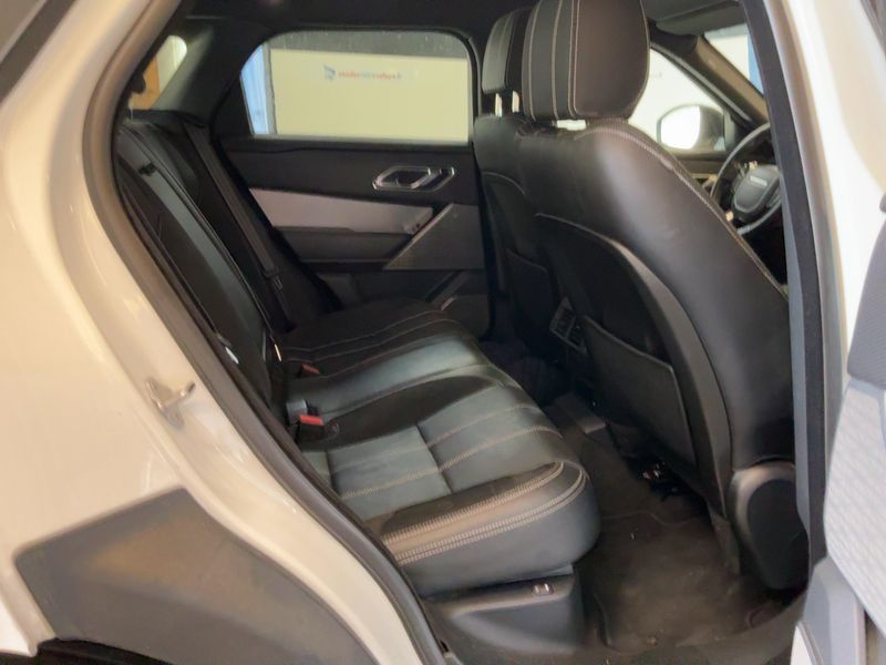 Land Rover Range Rover Velar 2.0 Diesel SE R-Dynamic — zdjęcie 14