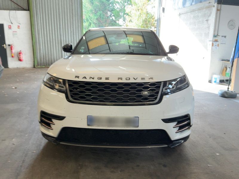 Land Rover Range Rover Velar 2.0 Diesel SE R-Dynamic — zdjęcie 9