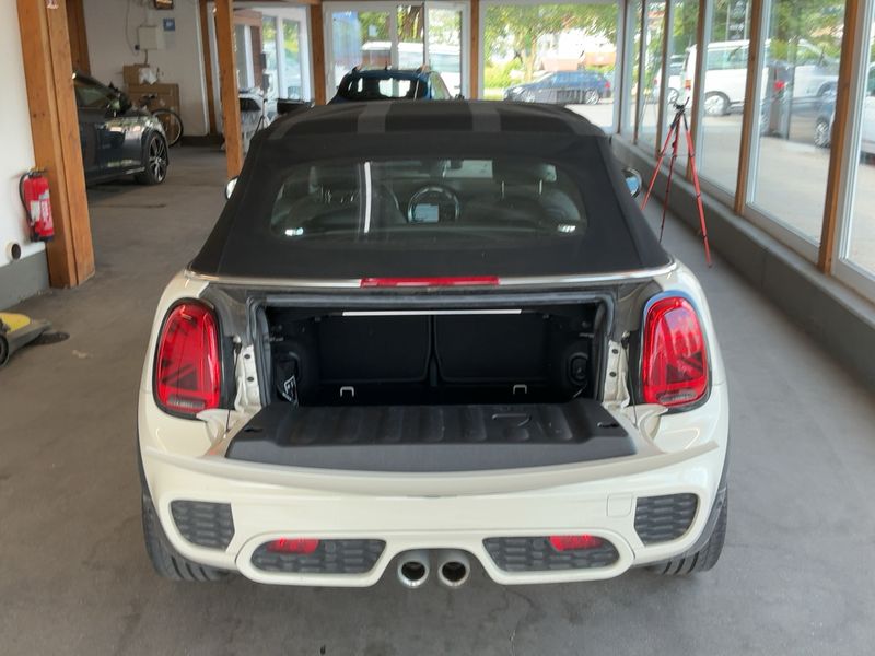 MINI Cabrio John Cooper Works — zdjęcie 10