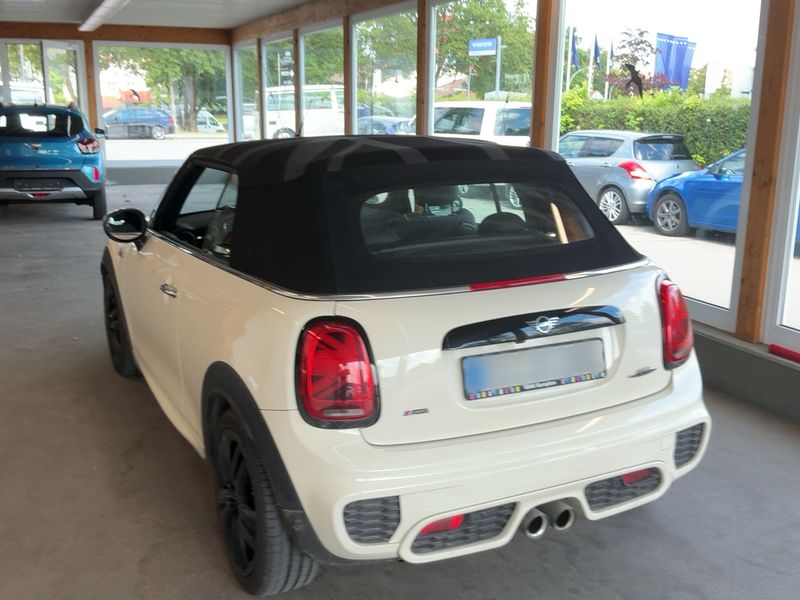 MINI Cabrio John Cooper Works — zdjęcie 3