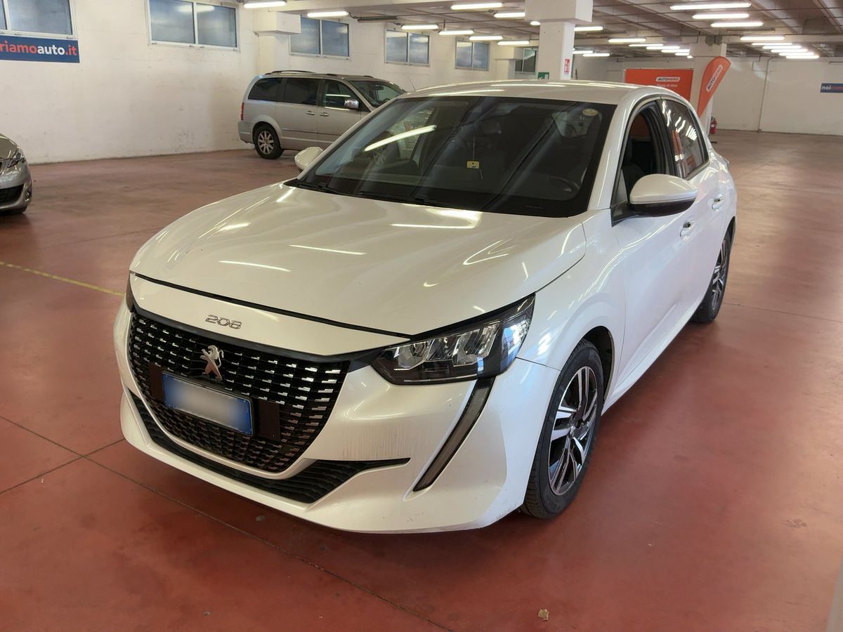 Peugeot 208 2021 — photo 1