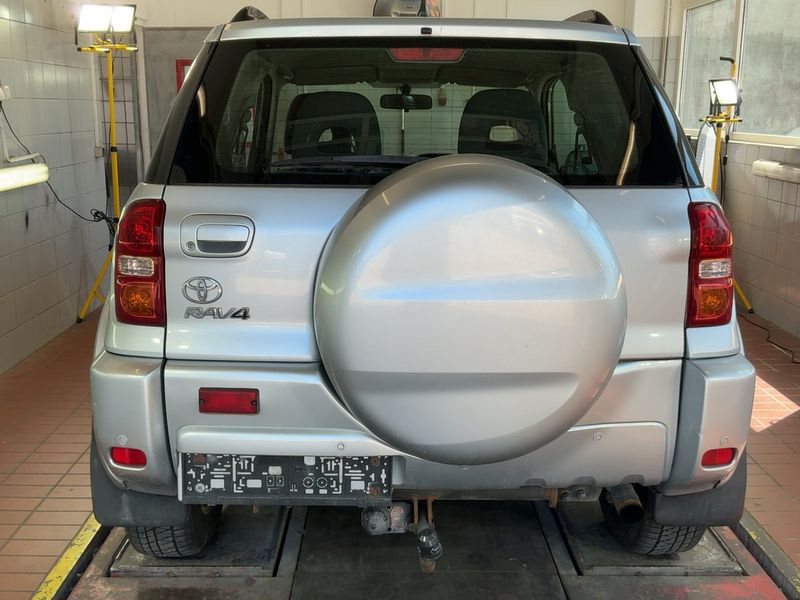 Toyota RAV 4 2.0 D-4D 4x4 2005 – снимка 7