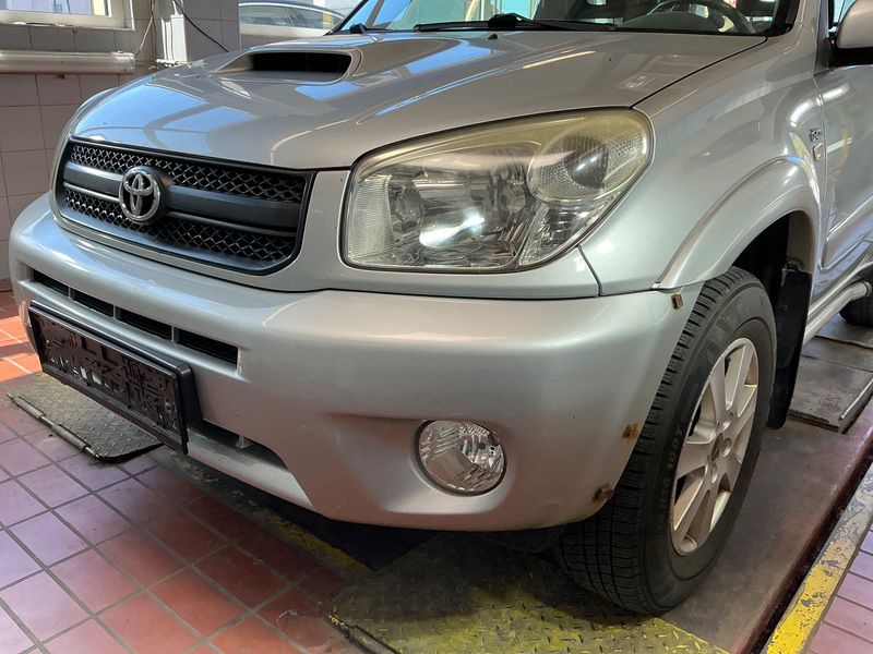 Toyota RAV 4 2.0 D-4D 4x4 2005 – снимка 35