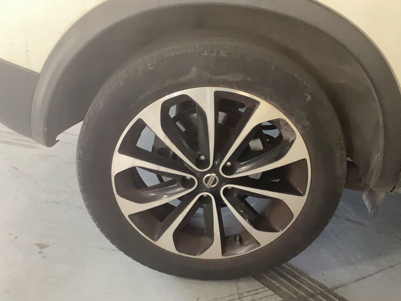 Nissan Qashqai 1.5 Turbodiesel 360 2013 – снимка 9
