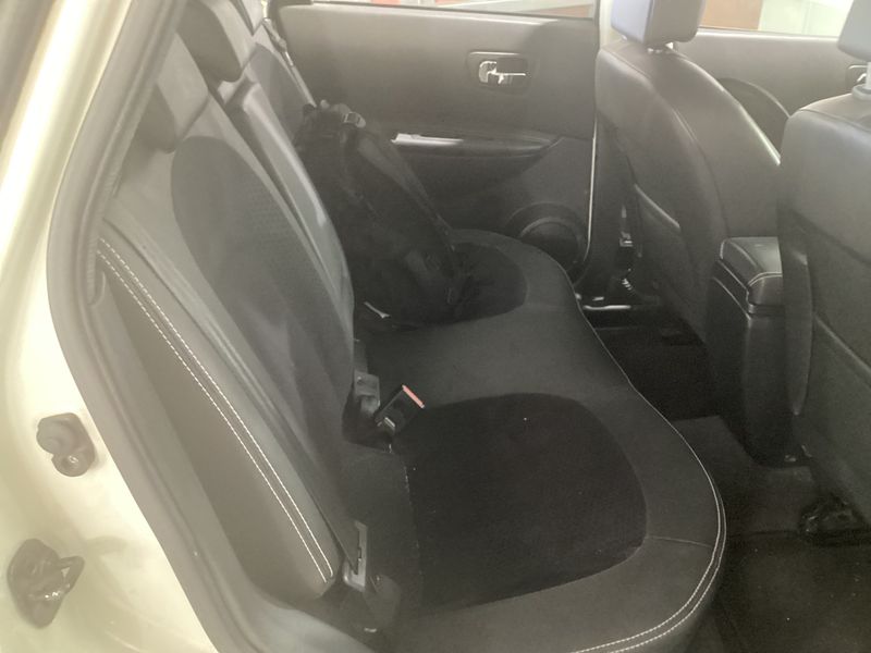 Nissan Qashqai 1.5 Turbodiesel 360 2013 – снимка 19