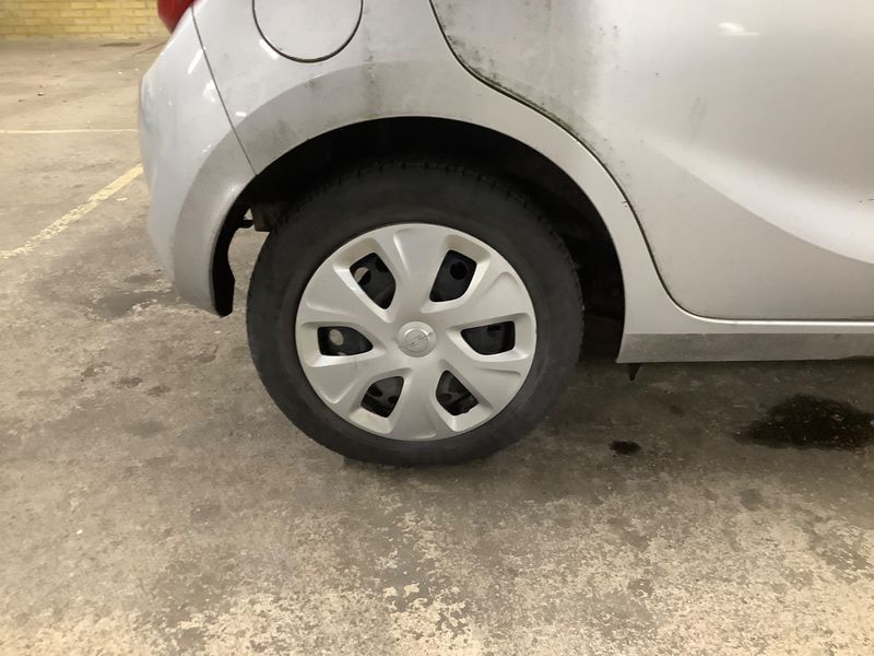 Opel Karl 1.0 Edition photo Opel Karl 1.0 Edition