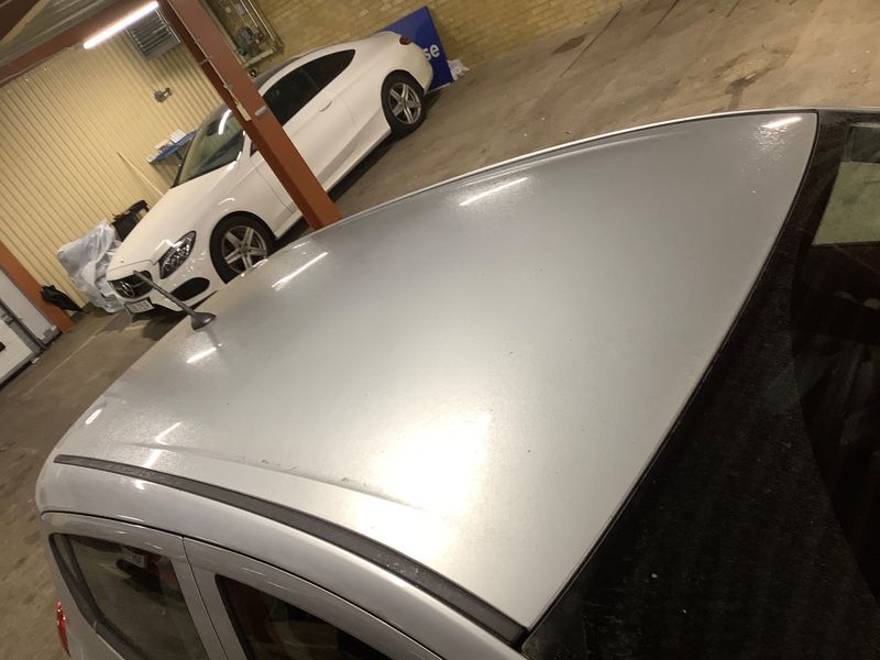 Opel Karl 1.0 Edition photo Opel Karl 1.0 Edition