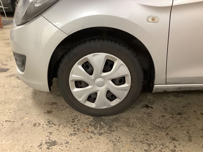 Opel Karl 1.0 Edition photo Opel Karl 1.0 Edition