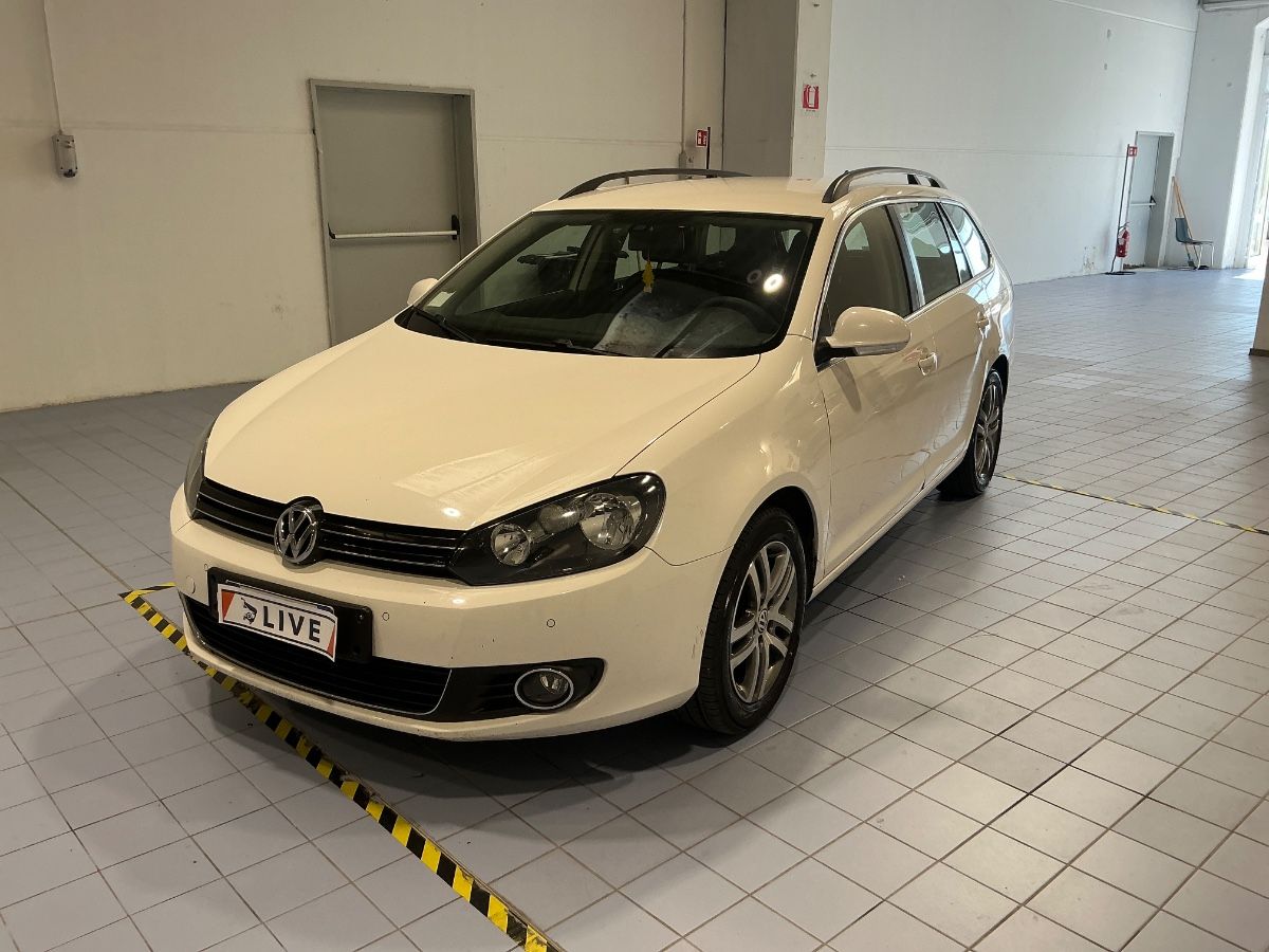 Volkswagen Golf VI 1.6 TDI Highline