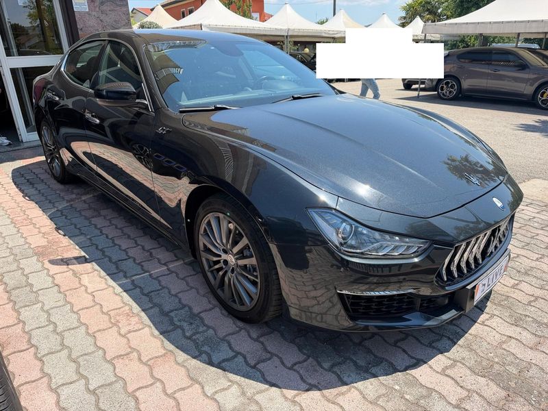 Maserati Ghibli 2.0 Turbo Mild-Hybrid GT — zdjęcie 6