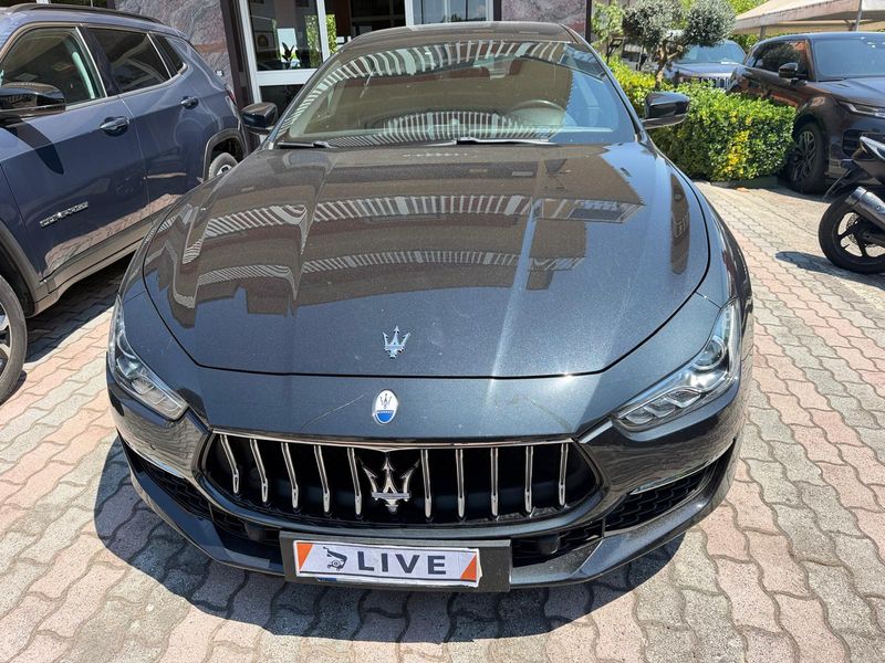 Maserati Ghibli 2.0 Turbo Mild-Hybrid GT — zdjęcie 7