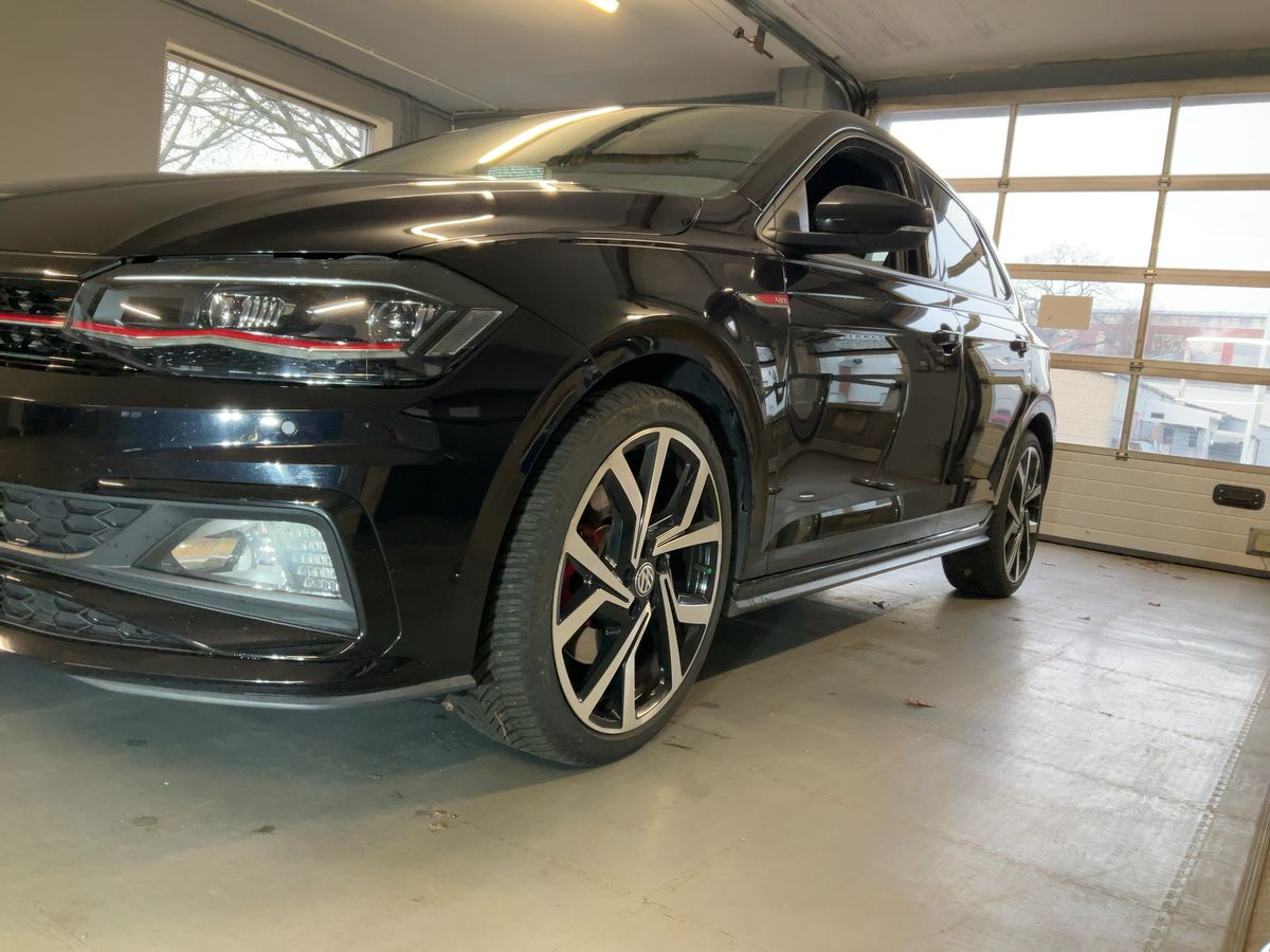 Volkswagen Polo 2.0 TSI GTI