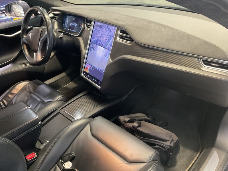 Tesla Model S 70D Dual — zdjęcie 12
