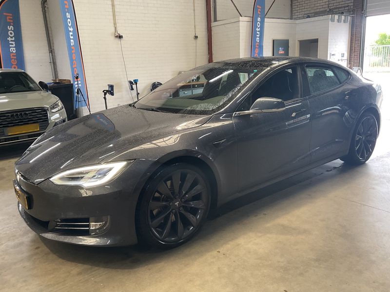 Tesla Model S 70D Dual — zdjęcie 2