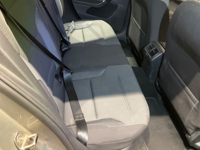 Volkswagen Golf VII 1.6 TDI Comfortline BlueMotion Tech 2015 – снимка 37