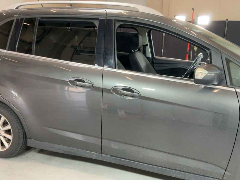 Ford Grand C-Max 1.5 TDCi Titanium — zdjęcie 7