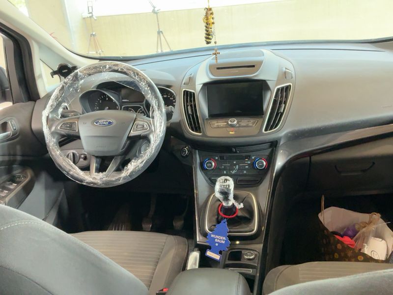 Ford Grand C-Max 1.5 TDCi Titanium — zdjęcie 12
