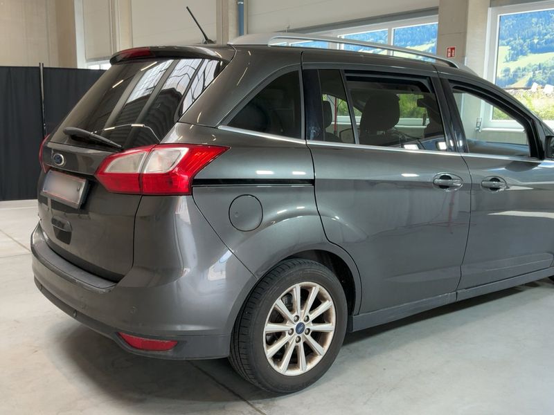 Ford Grand C-Max 1.5 TDCi Titanium — zdjęcie 6