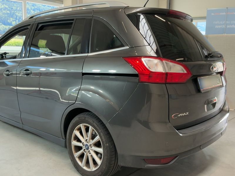 Ford Grand C-Max 1.5 TDCi Titanium — zdjęcie 3