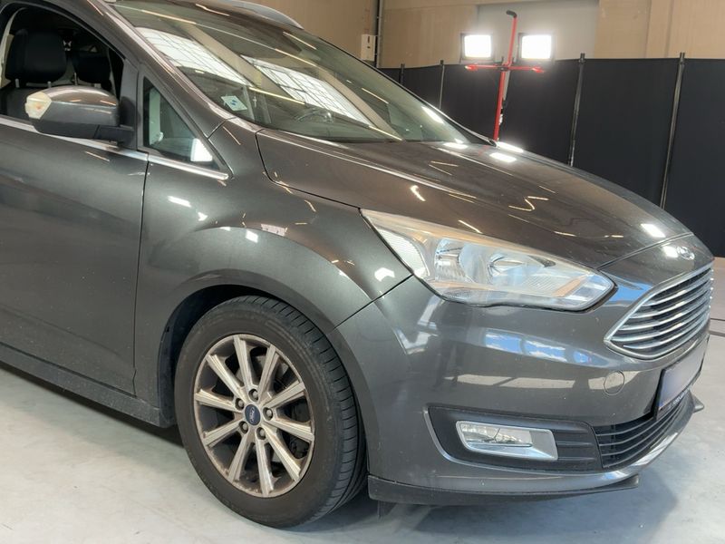 Ford Grand C-Max 1.5 TDCi Titanium — zdjęcie 8