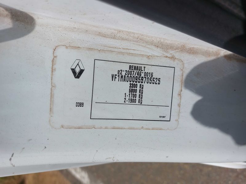 Renault Master 2.3 dCi L2H2 3,3 Grand Confort — zdjęcie 16