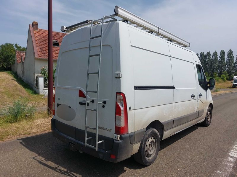 Renault Master 2.3 dCi L2H2 3,3 Grand Confort — zdjęcie 5