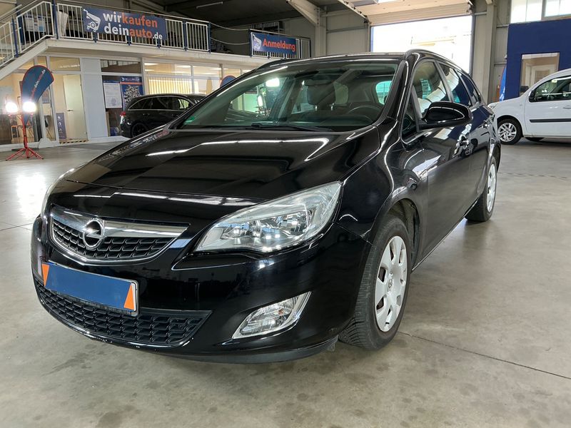 Opel Astra 1.4 Turbo Design Edition 2011 – снимка 1