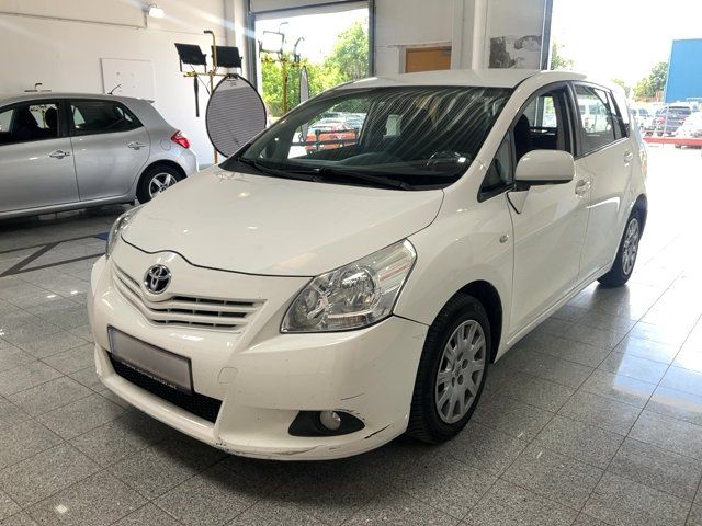 Toyota Verso 1.8 Comfort