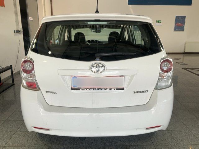 Toyota Verso 1.8 Comfort — zdjęcie 5