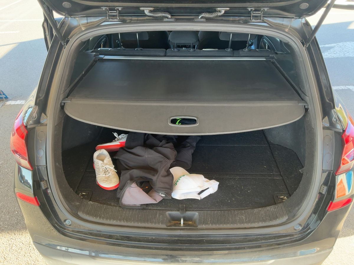 Hyundai i30 2019 — photo 16