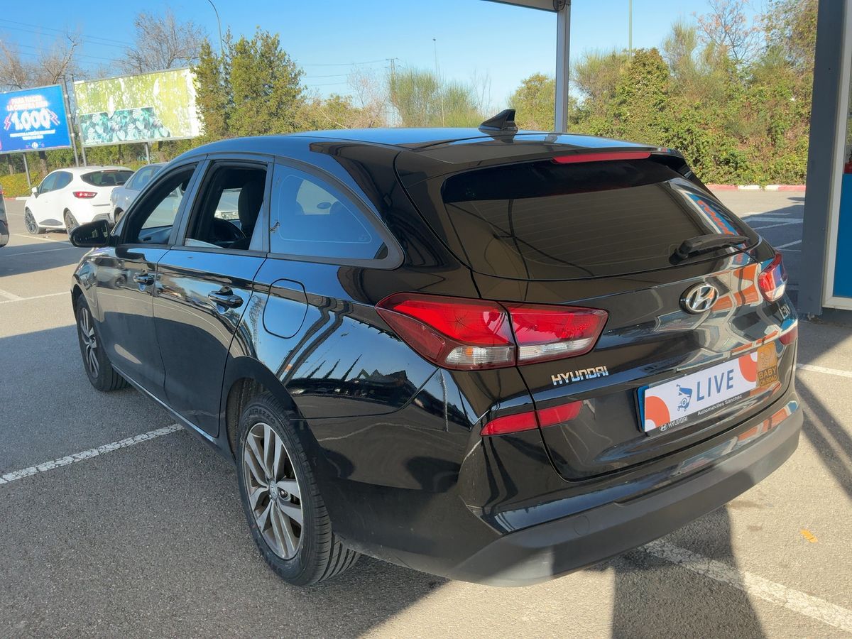 Hyundai i30 2019 — photo 7