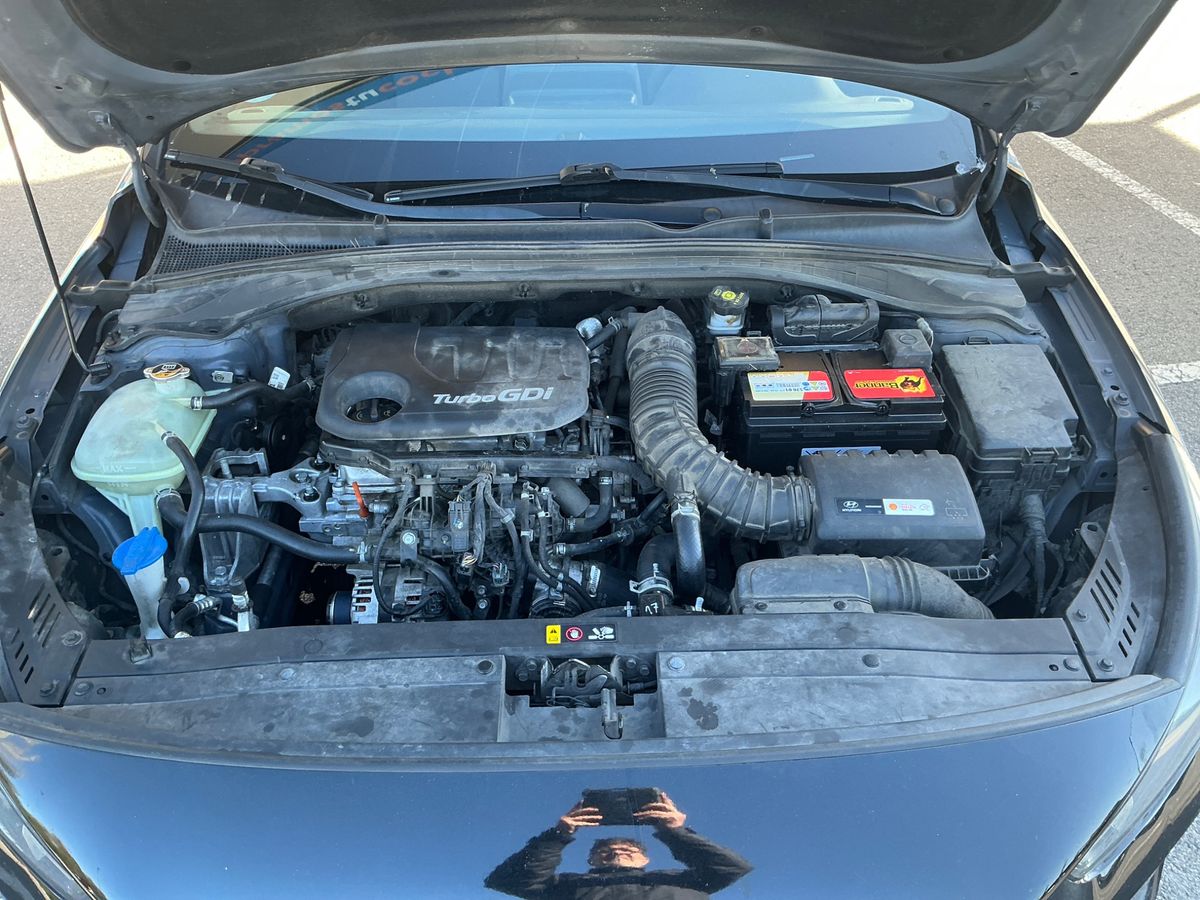 Hyundai i30 2019 — photo 35