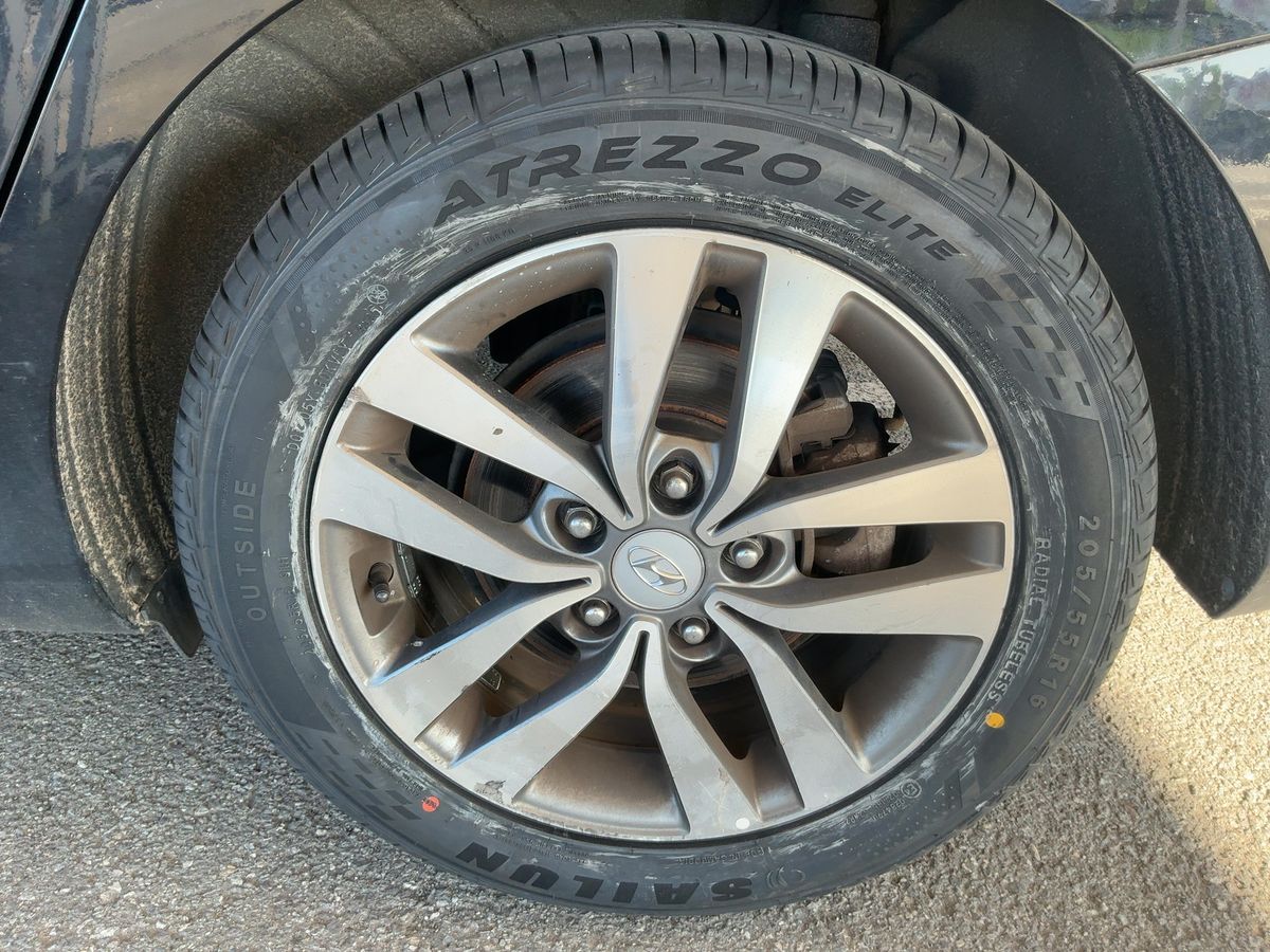 Hyundai i30 2019 — photo 6