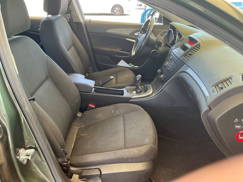 Opel Insignia 2.0 CDTI Edition — zdjęcie 3